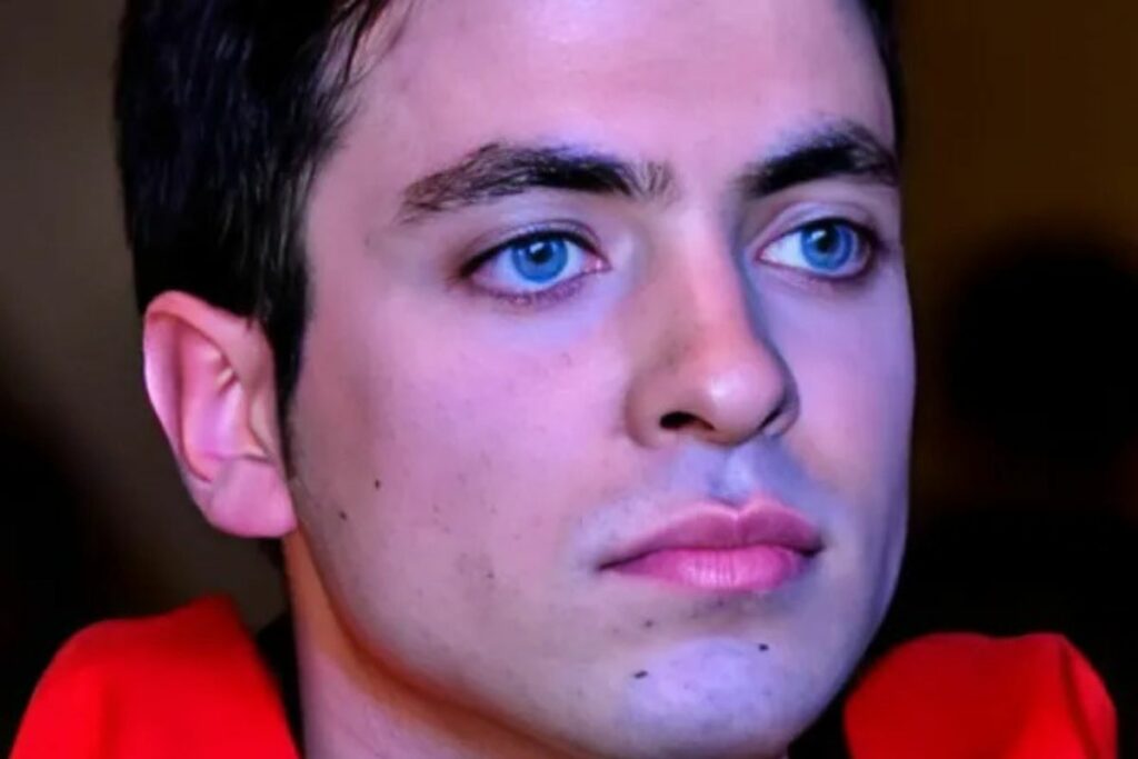 Ulises Droghei, actor y patinador, destacó en teatro y TV. Foto: Facebook Asociación Argentina de Actores y Actrices.
