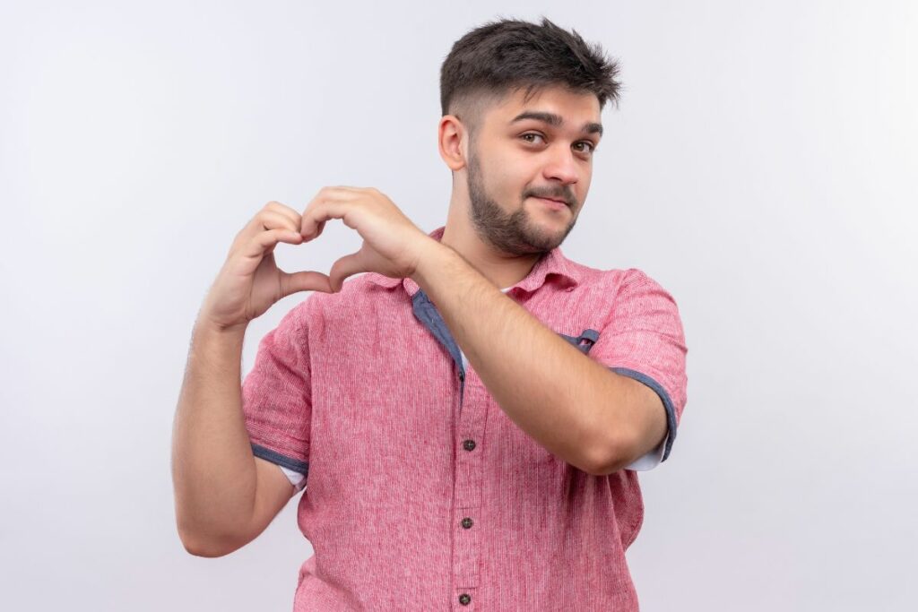 El Día del Soltero celebra la independencia y amor propio. Foto: Freepik.