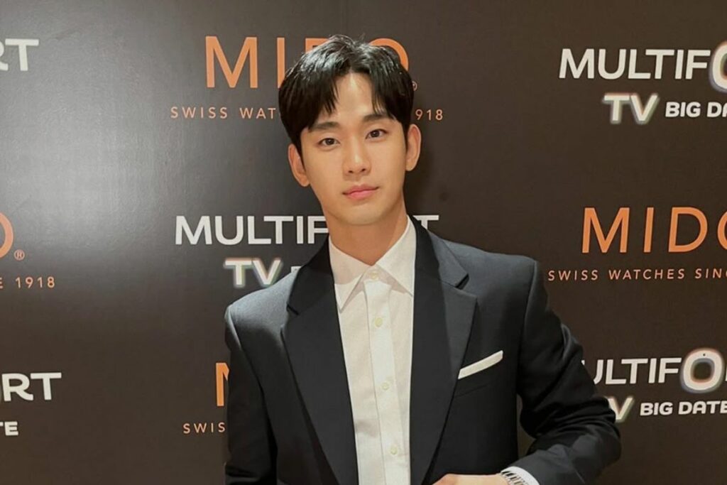 Kim Soo-hyun envuelto en polémica por acusaciones de romance. Foto: Instagram @soohyun_k216.