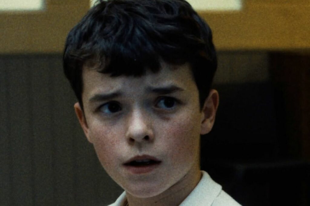 ‘Adolescencia’ explora la tensión emocional de un adolescente acusado de asesinato. Foto: Instagram @netflixes.