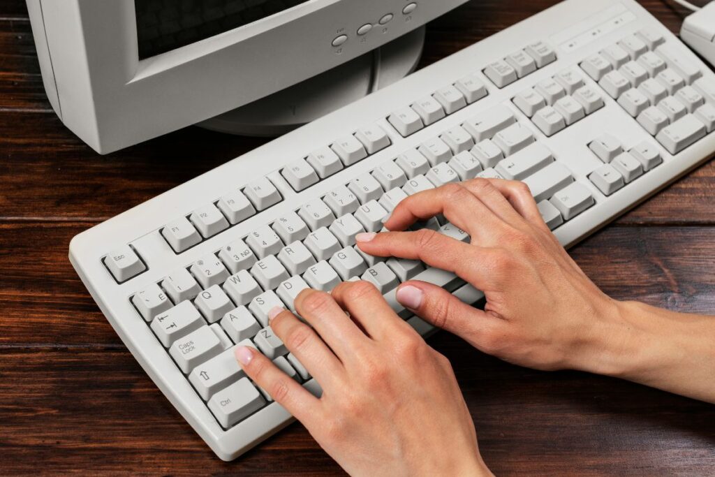 Captura tu pantalla como un experto con estos pasos sencillos. Foto: Freepik.
