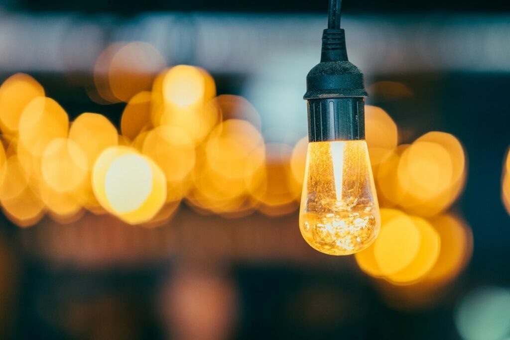 Los cortes de luz en Quito para este miércoles 2 de octubre se distribuyen en varias franjas horarias.