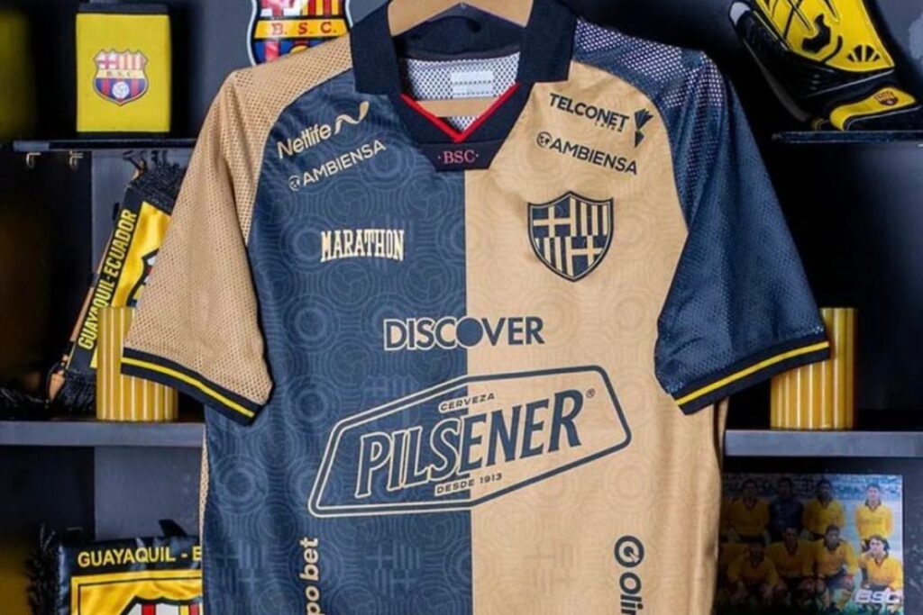 Camiseta conmemorativa por los 99 años de Barcelona SC. Foto: Instagram @BarcelonaSC.