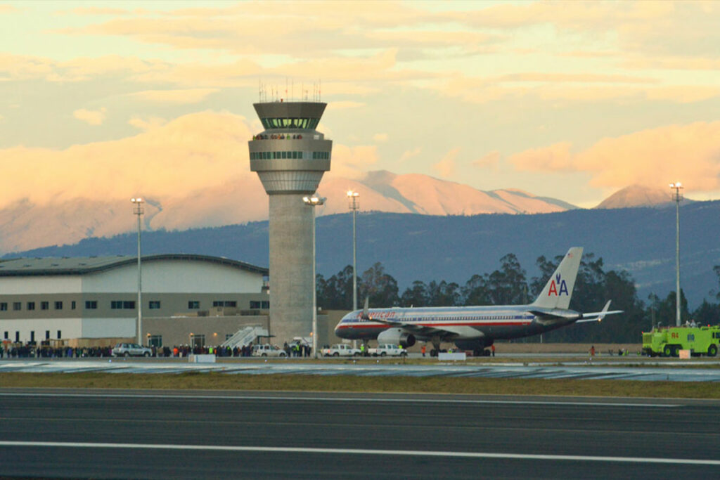Los expertos y autoridades de aviación ratificaron que las turbulencias no deben causar alarma. Foto: Flickr Aeropuerto de Quito