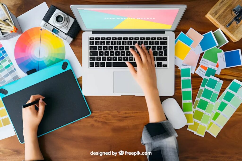 El avance de la Inteligencia Artificial ha revolucionado el diseño gráfico, permitiendo a los diseñadores explorar nuevas fronteras creativas. Foto: Freepik.