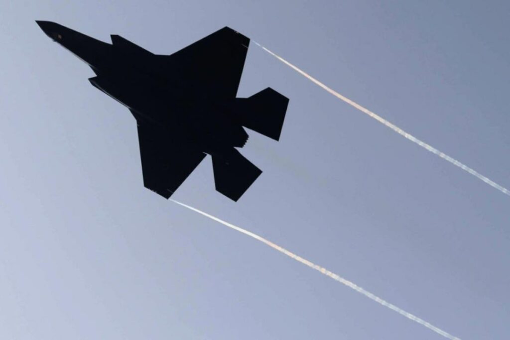 Aviones de Israel después del ataque con drones de Irán. Foto: Archivo EFE