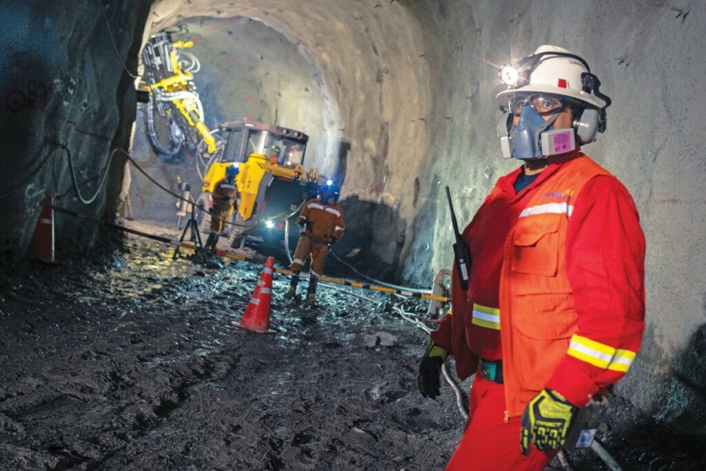 El proyecto minero Fruta del Norte comenzó su explotación en 2019 y constituye el primer yacimiento de oro en operación en Ecuador. Foto: Lundin Gold