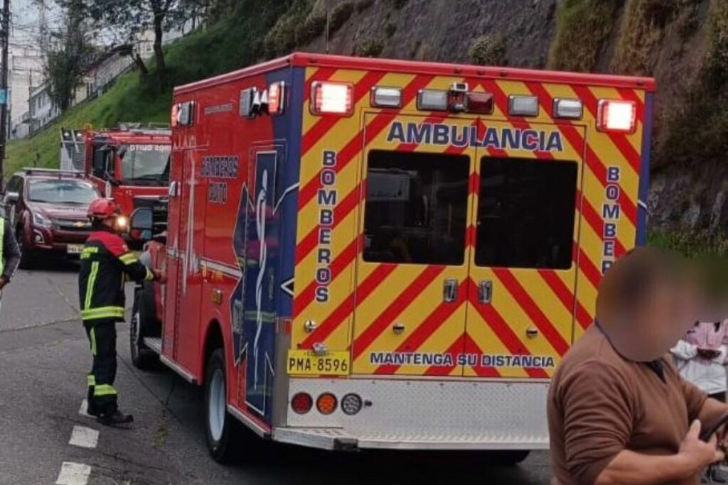 Imagen referencial Bomberos Quito. Foto: X Bomberos Quito