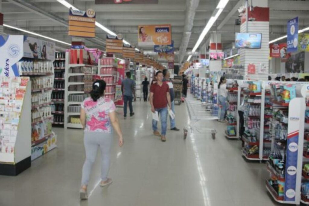 La nueva tarifa del IVA del 15% está vigente desde el 1 de abril del 2024. Foto: Archivo / El Comercio