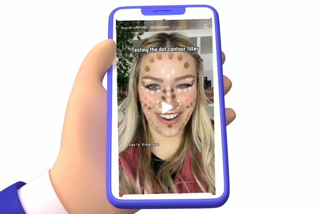 Tiempo atrás, TikTok popularizó el reto de 'Contouring' que implicaba aplicar protector solar de forma desigual para imitar las sombras del maquillaje. Foto: Captura de pantalla.