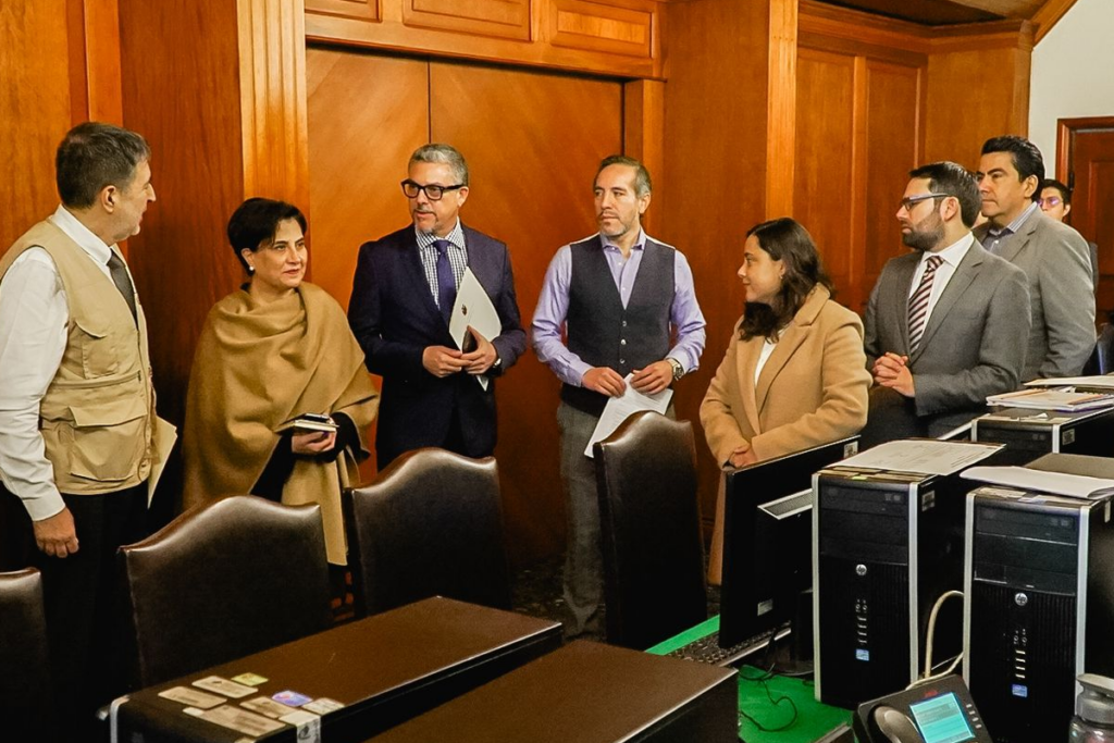 La canciller del Ecuador Gabriela Sommerfeld presentó la Sala de Monitoreo a la misión electoral de la OEA. Foto: Cortesía Cancillería
