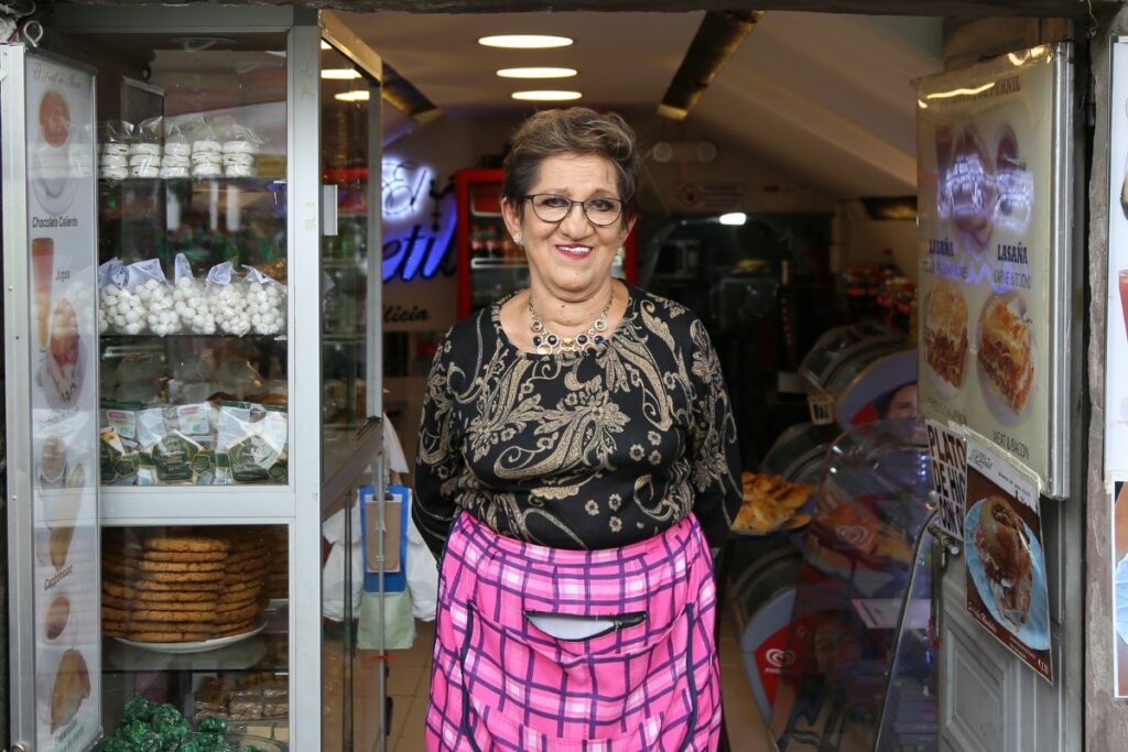 Alicia heredó el negocio de su mamá y tía. Foto: Julio Estrella / EL COMERCIO