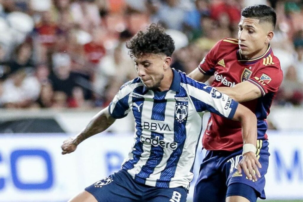 Joao Rojas durante su etapa como jugador de Monterrey en México. 