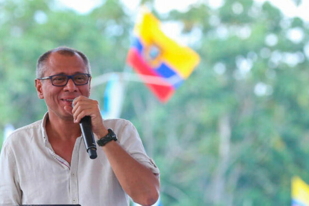 La defensa de Jorge Glas expone en rueda de prensa las irregularidades en su detención y su delicado estado de salud.