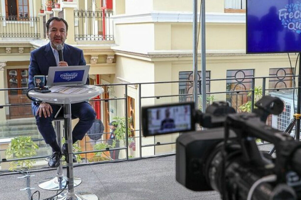 Pabel Muñoz ofreció disculpas públicas este 13 de mayo de 2024. Foto: Municipio de Quito