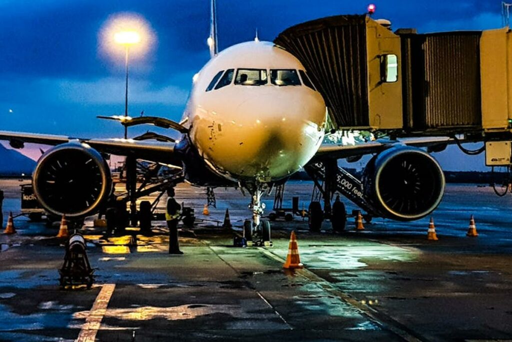 El aeropuerto de Quito tiene las fechas de los mantenimientos a la pista. Foto: Pexels