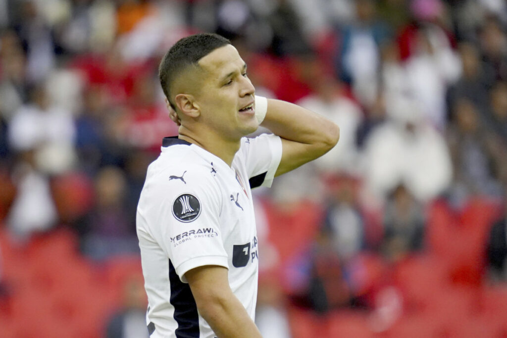 Alex Arce con Liga de Quito en la Copa Libertadores 2024.