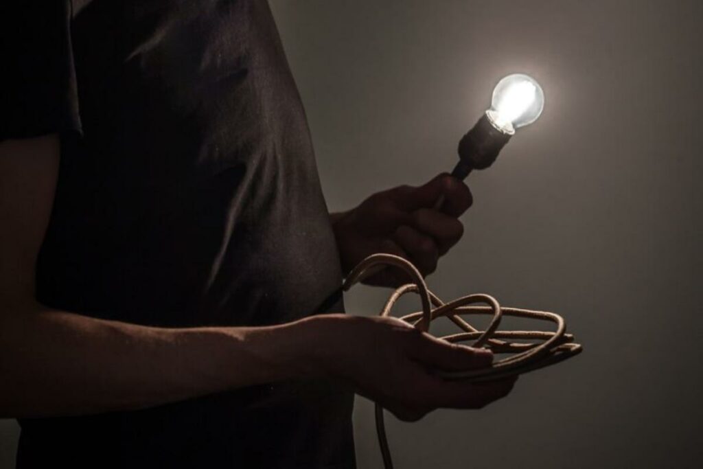 Los cortes de luz en esta ciudad son establecidos por la Empresa Eléctrica Quito.