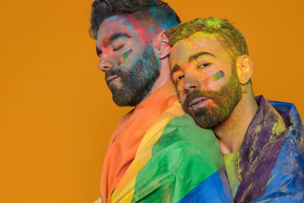 El Día Internacional contra la Homofobia, la Bifobia y la Transfobia, el 17 de mayo, celebra la eliminación de la homosexualidad de la lista de enfermedades. Foto: Freepik.