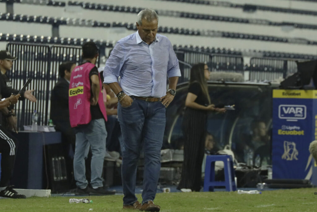 Hernán Torres con Emelec en el estadio George Capwell en el 2024.