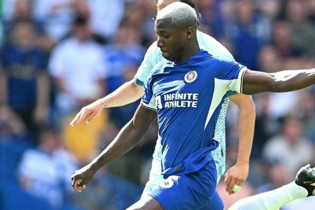 Moisés Caicedo en su último partido de la temporada con el Chelsea en la Premier League.