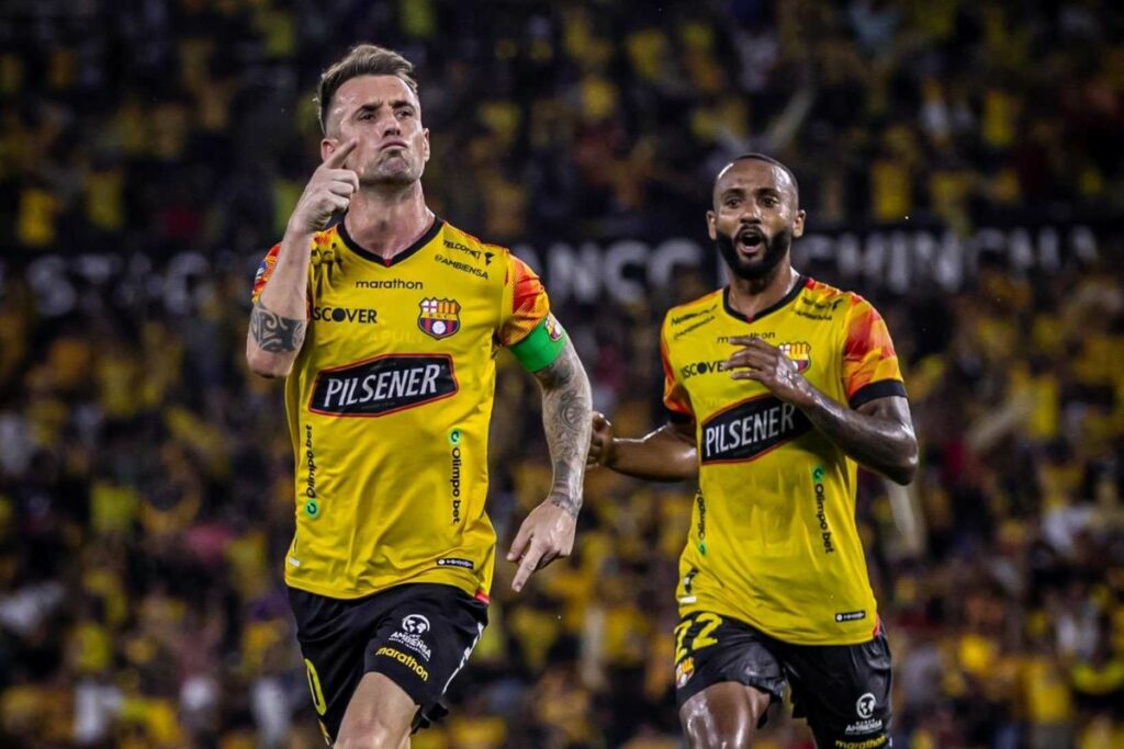 Damián Díaz celebra su gol con Barcelona SC ante Liga de Quito.