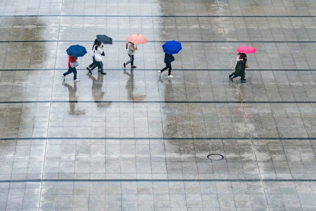 Las lluvias seguirán presentes en Ecuador durante el feriado. Foto: Pixabay