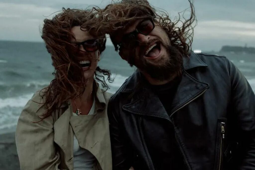 Jason Momoa confirmó su relación a través de una foto difundida en Instagram