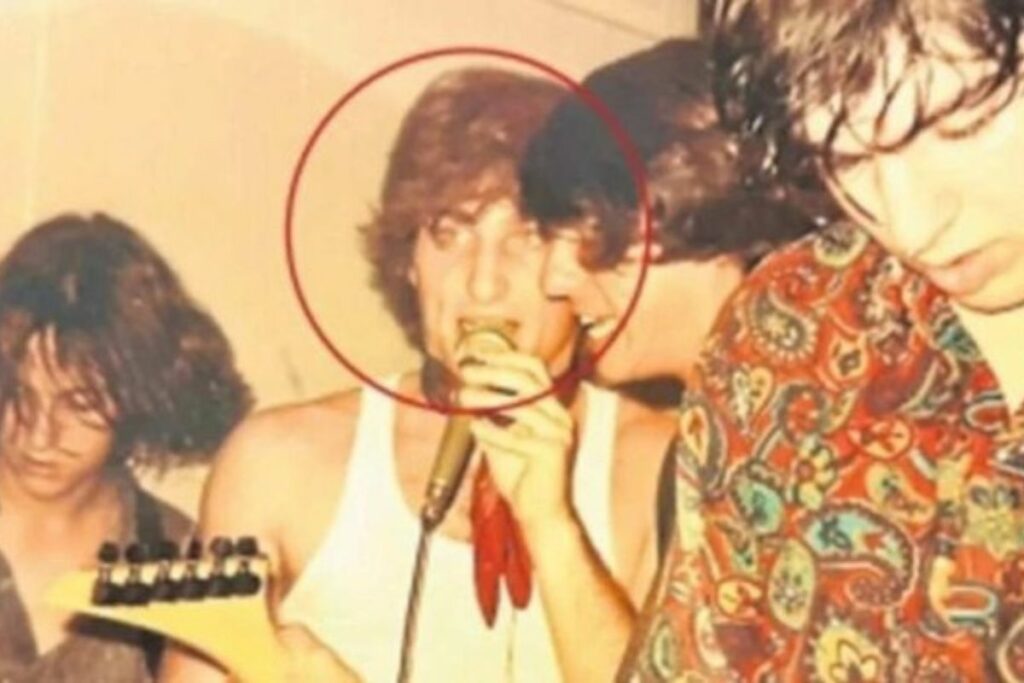 Milei lideró la banda de rock Everest en su juventud, influenciado por los Rolling Stones, antes de dedicarse al estudio de Economía. Foto: www.clarin.com.