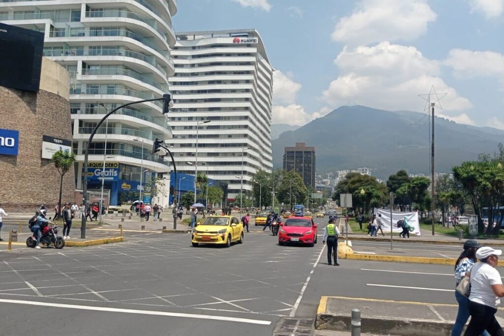 Revisa tu placa antes de salir de casa y evita multas.