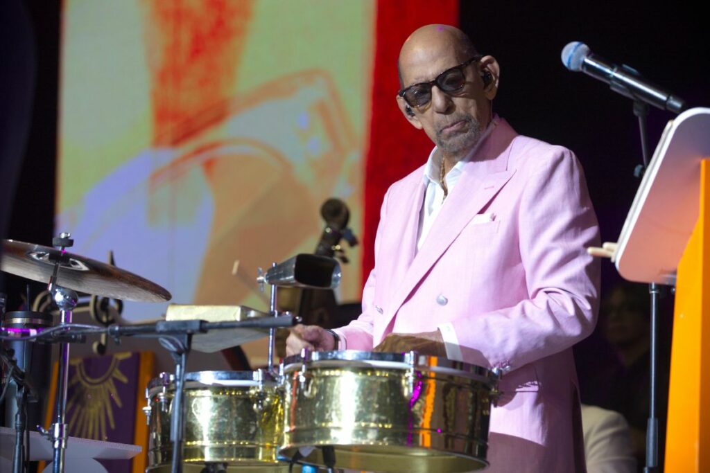 El timbalero Willie Rosario durante un concierto celebrado en el Coliseo José Miguel Agrelot, en San Juan (Puerto Rico). Foto: Archivo/EFE