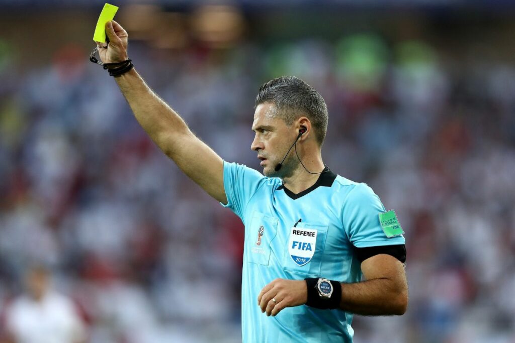 En el fútbol ya no se sacarán solo las tarjetas amarilla y roja. En la Copa América se verá una de otro color.