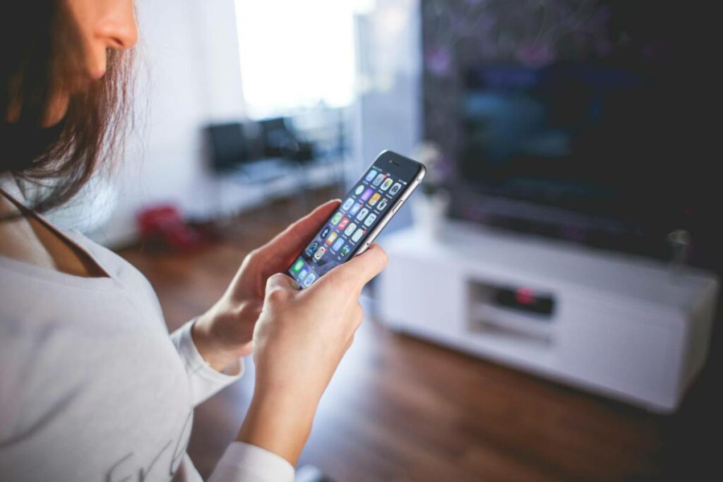 La renegociación de los contratos con las operadoras telefónicas es esencial porque los contratos vencieron en 2023. Foto: Pixabay