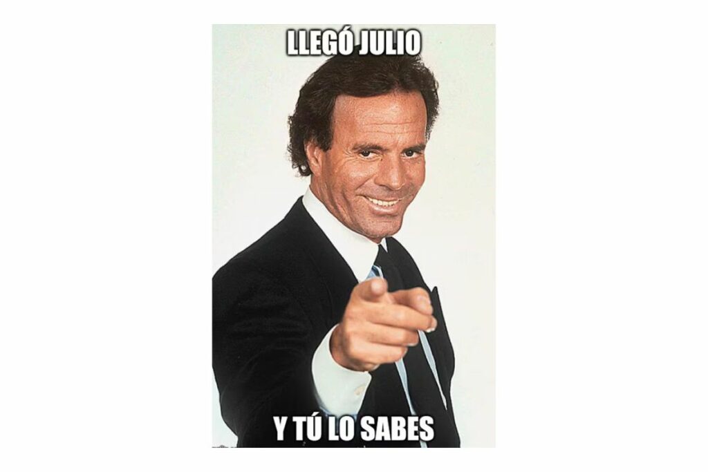 Julio Iglesias bromea sobre ser reconocido principalmente por su icónica imagen señalando a la cámara con una sonrisa. Foto: Captura de pantalla.