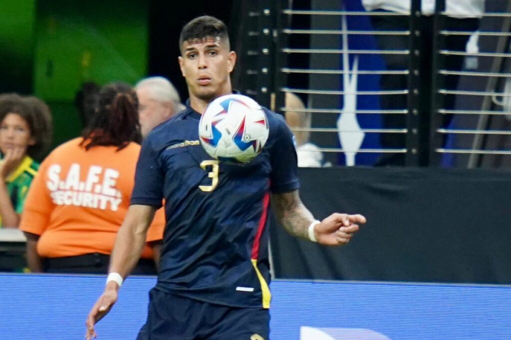 Piero Hincapié con la Selección de Ecuador en la Copa América 2024.