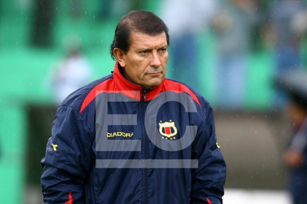Carlos Sevilla es el último entrenador ecuatoriano en ganar un título en el fútbol nacional.
