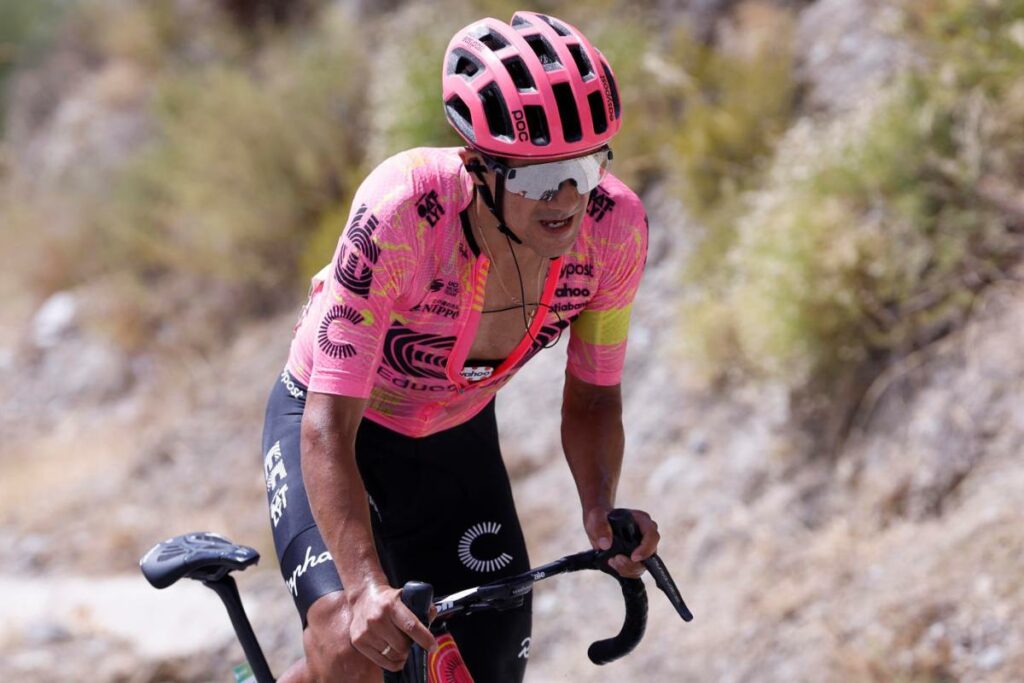 Richard Carapaz, ciclista ecuatoriano del EF que compite en la Vuelta a España 2024.