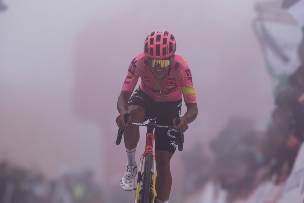 Richard Carapaz durante la Vuelta a España antes del Mundial de Ciclismo.