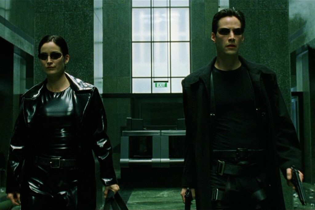Keanu Reeves consolidó su estatus como ícono cultural con su aclamado papel de Neo en la saga de ‘The Matrix’. Foto: IMDb.