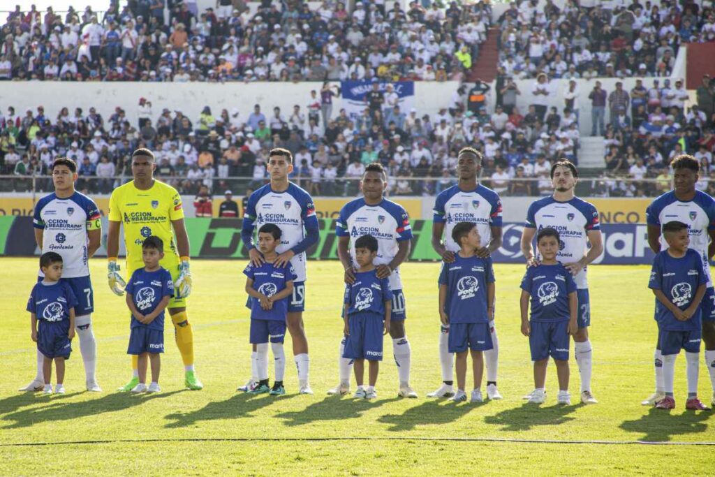 Plantel de Imbabura en la Liga Pro 2024.