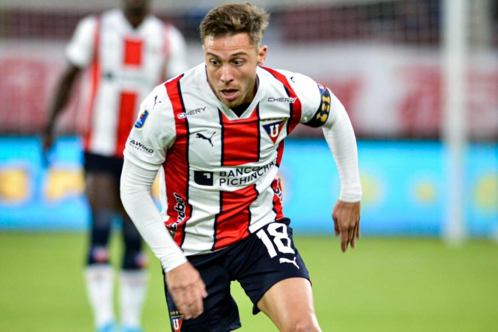 Ezequiel Piovi, el capitán de Liga de Quito, en un partido de la Liga Pro 2024.