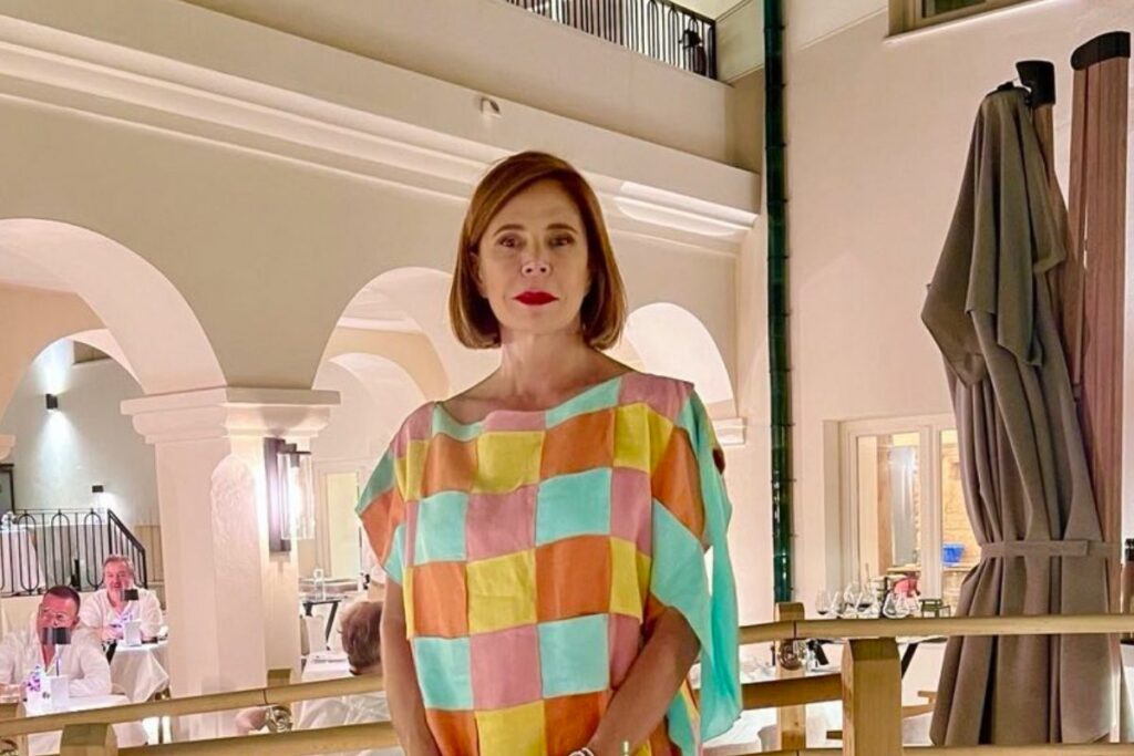 Agatha Ruiz de la Prada es una influyente diseñadora española de moda. Foto: Instagram 