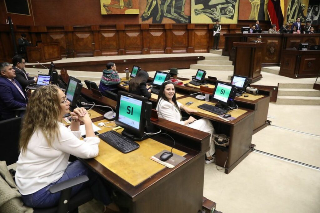 Este 30 de octubre se definió la comisión de la Asamblea que tratará reforma a la Constitución.