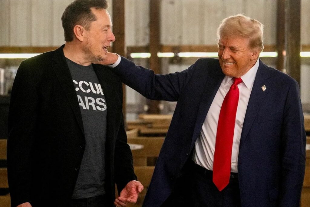 Elon Musk junto al presidente Donald Trump.