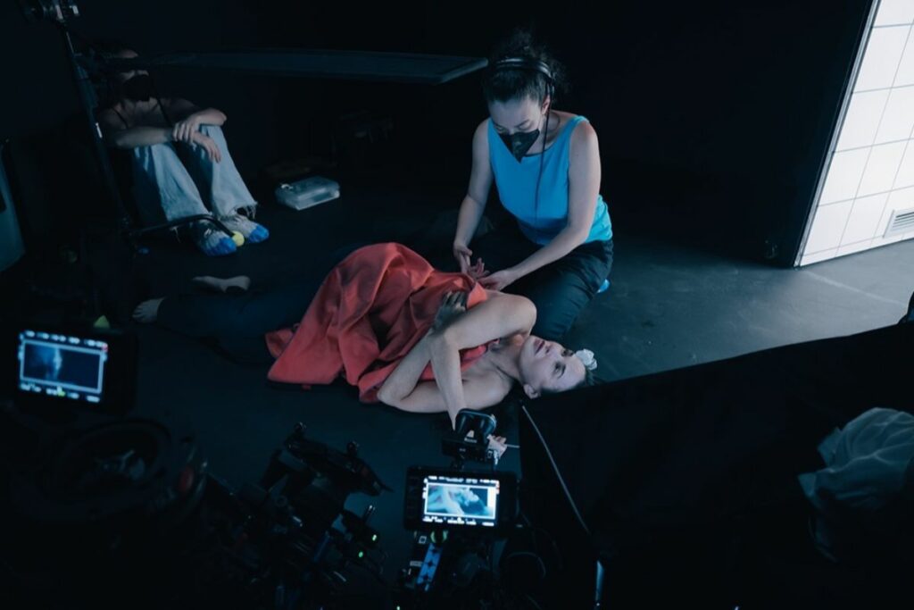 Escena de 'La Sustancia'. Foto: Instagram @trythesubstance