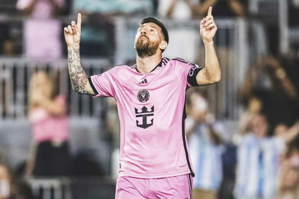 Lionel Messi celebra un gol con el Inter Miami en la temporada 2024.