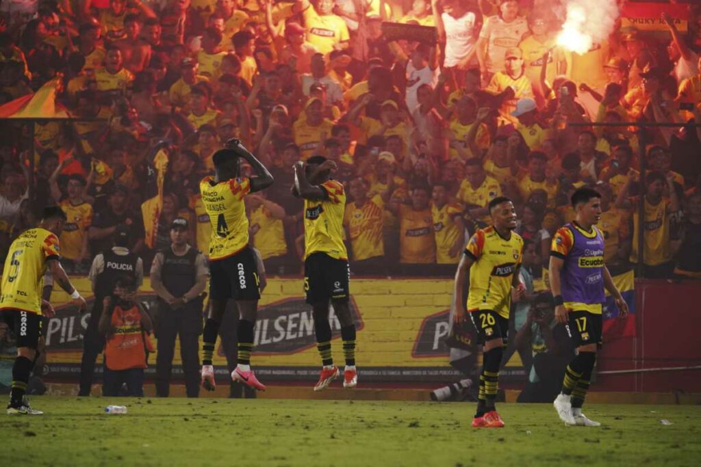 Álex Rangel fue galardonado como el mejor de la fecha 10 - El Comercio