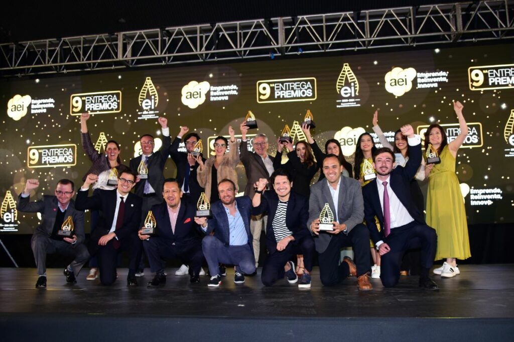 La AEI realizó la novena edición de Premios Ei, evento que reconoce a los actores más destacados del ecosistema emprendedor del Ecuador. Cortesía