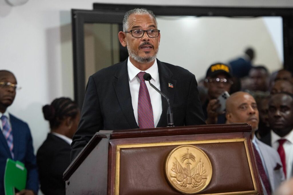 El empresario Alix Didier Fils-Aimé participa en un acto de posesión como nuevo primer ministro de Haití, en Puerto Príncipe (Haití).