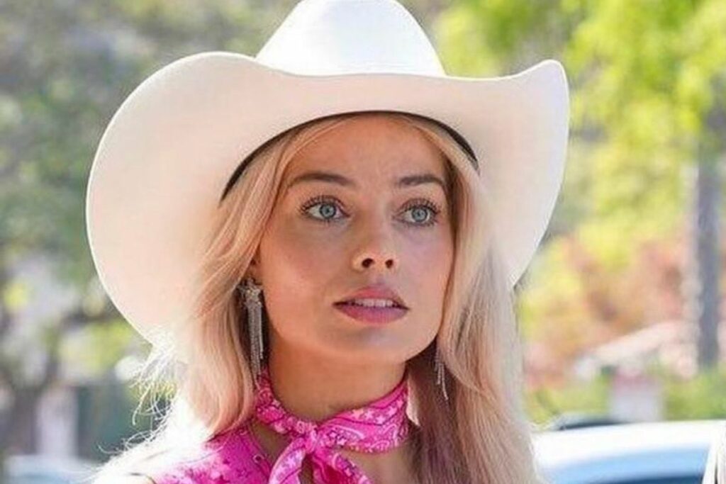 La relación entre Margot y Tom comenzó en 2013, cuando se conocieron en el set de Suite Française. Redes sociales